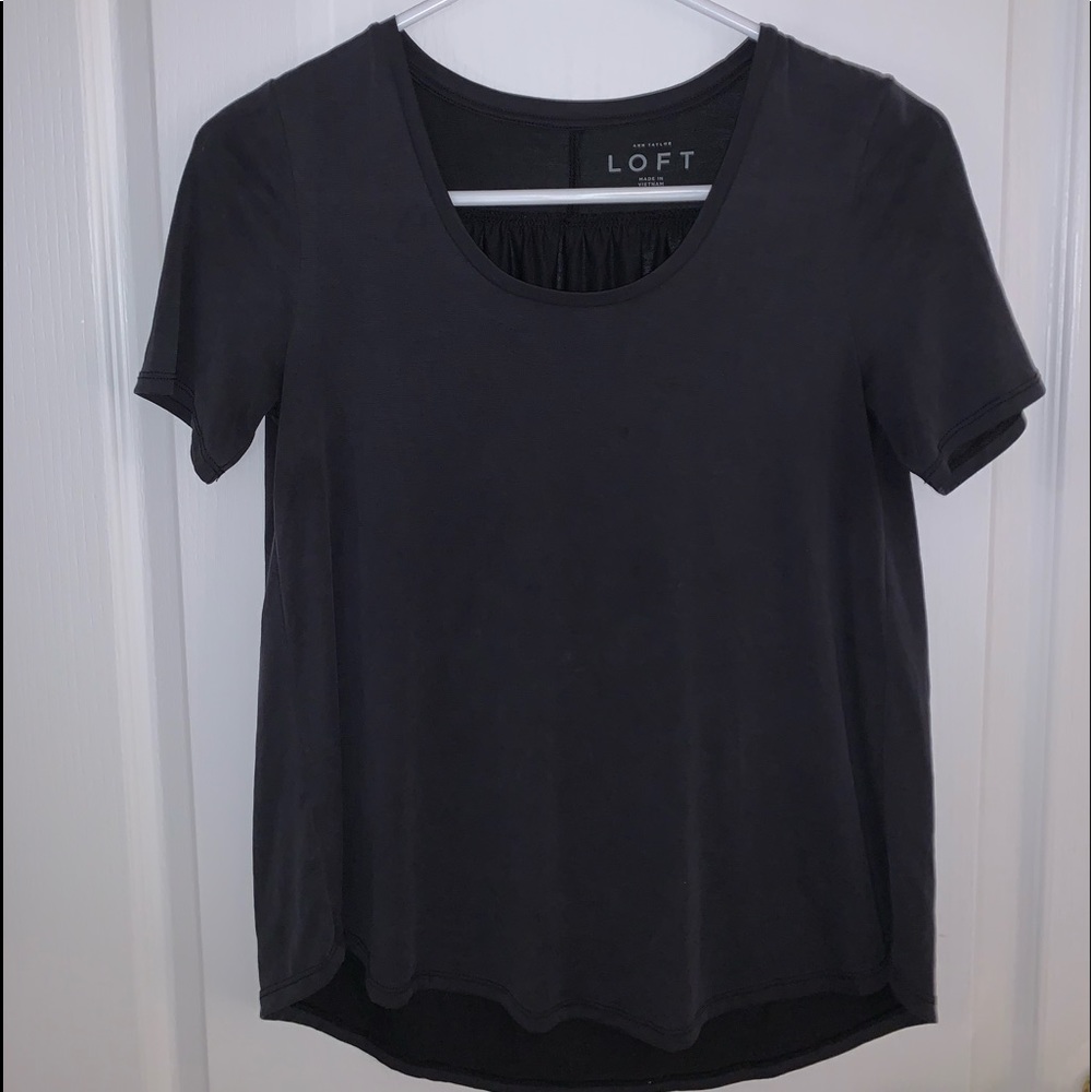 Ann Taylor LOFT t-shirt
